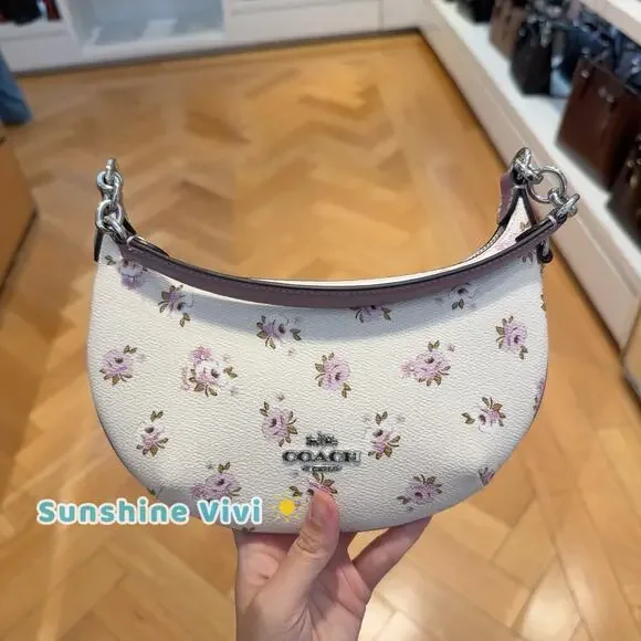 Coach Mini Payton Bag With Floral Print 花柄 CBA77 Coach | Bags | Nwt Coach Mini Payton Bag With Floral Print